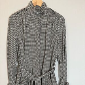 H&M Houndstooth Size 2 Long Trench Coat Belt Front Buttons Back Slit Pockets